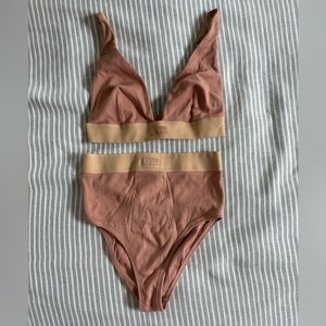 SKIMS cotton bra and briefs. Bra: M, Briefs: S